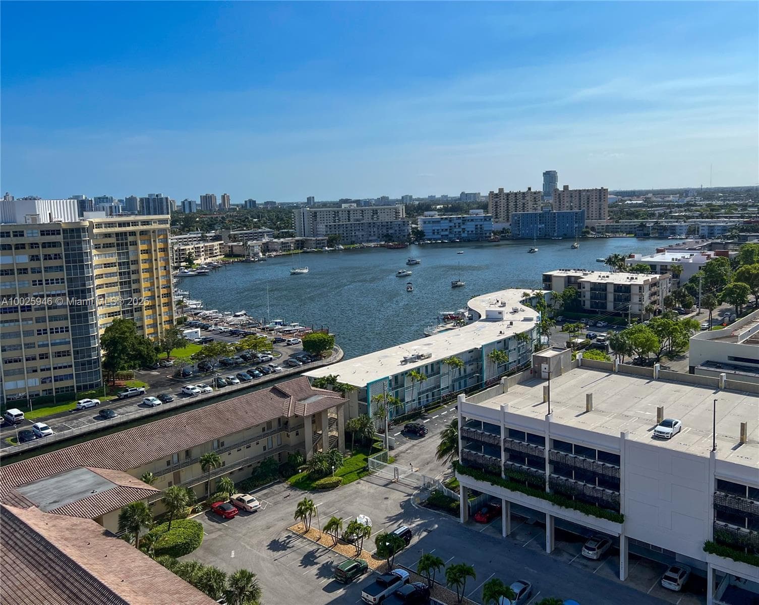 2602 E HALLANDALE BEACH BLVD # 1605, Hallandale Beach FL 33009 photo 2