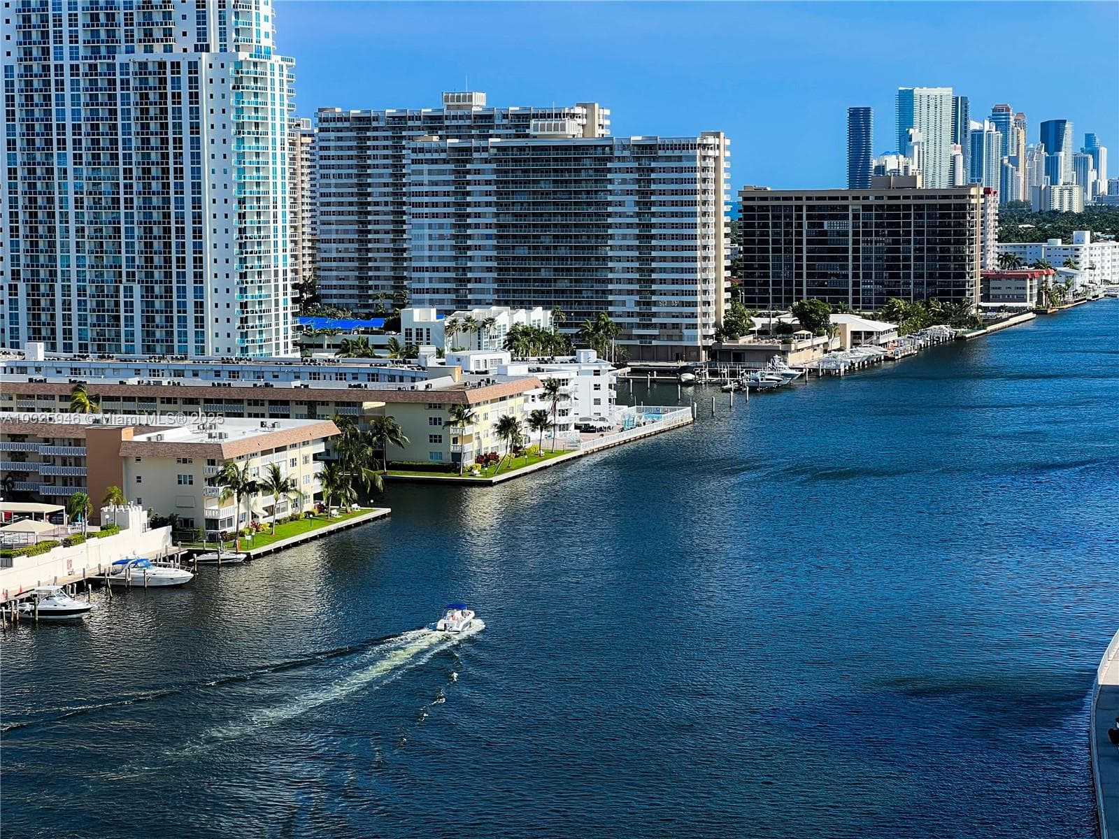 2602 E HALLANDALE BEACH BLVD # 1605, Hallandale Beach FL 33009 photo 4