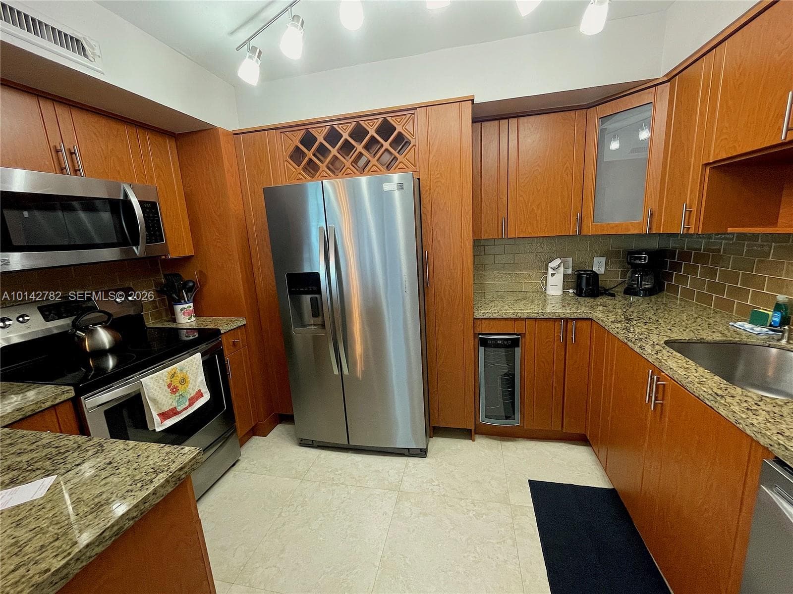 3505 S Ocean Dr # 1415, Hollywood FL 33019 photo 2