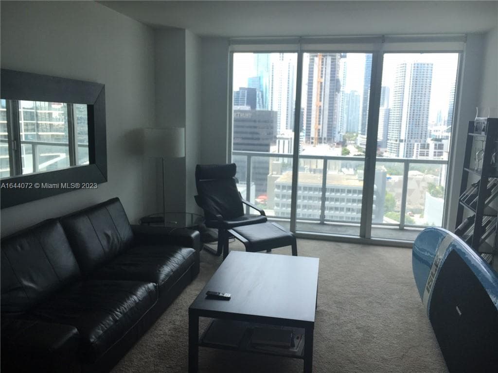 55 SE 6 ST # 2006, Miami FL 33131 photo 2