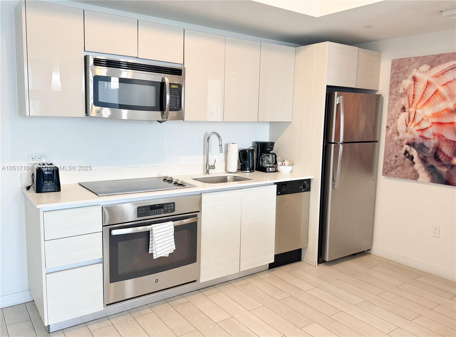 2602 E Hallandale Beach Blvd # 1708, Hallandale Beach FL 33009 photo 3