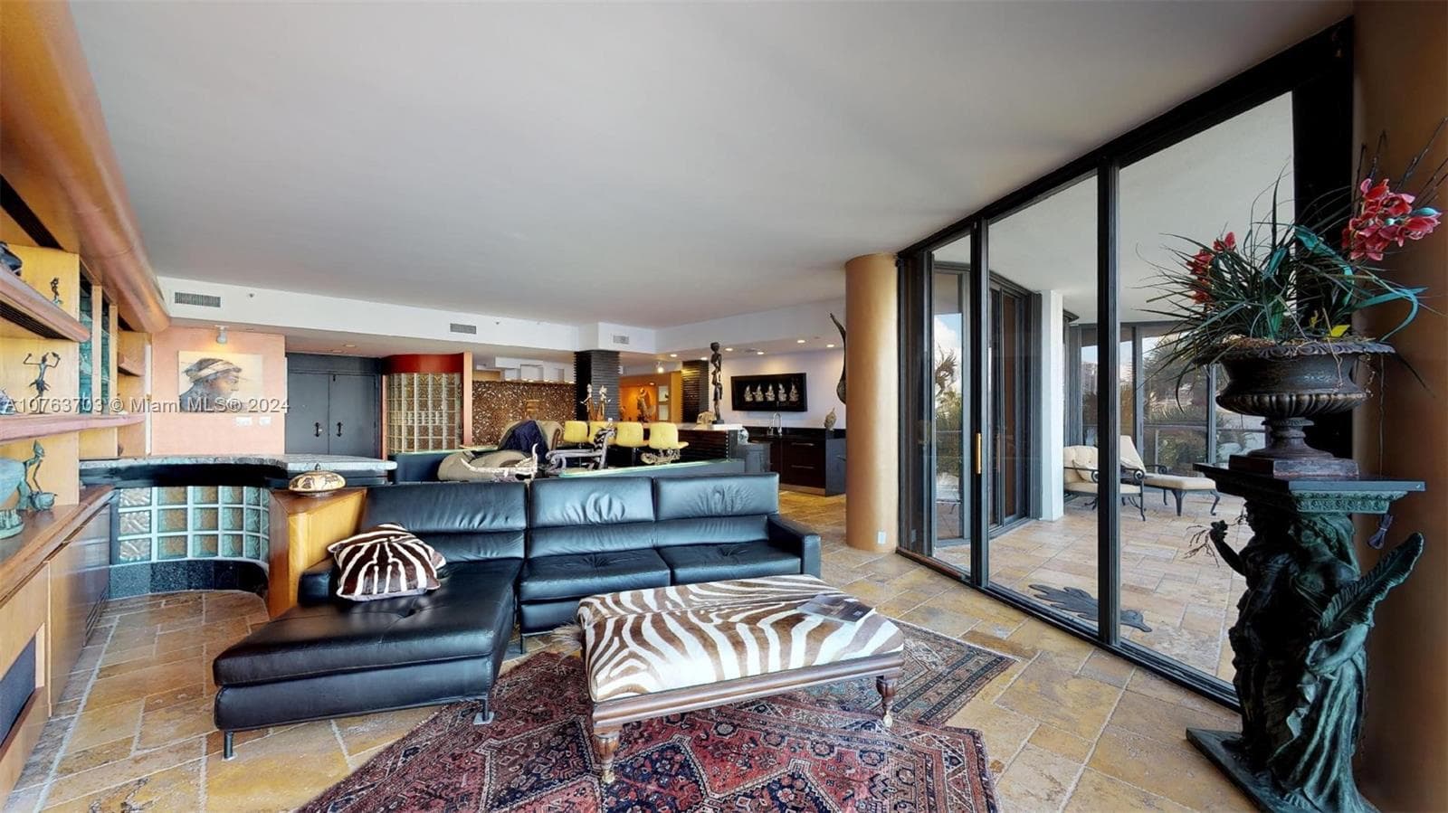 4000 Island Blvd, Aventura FL 33160 photo 5