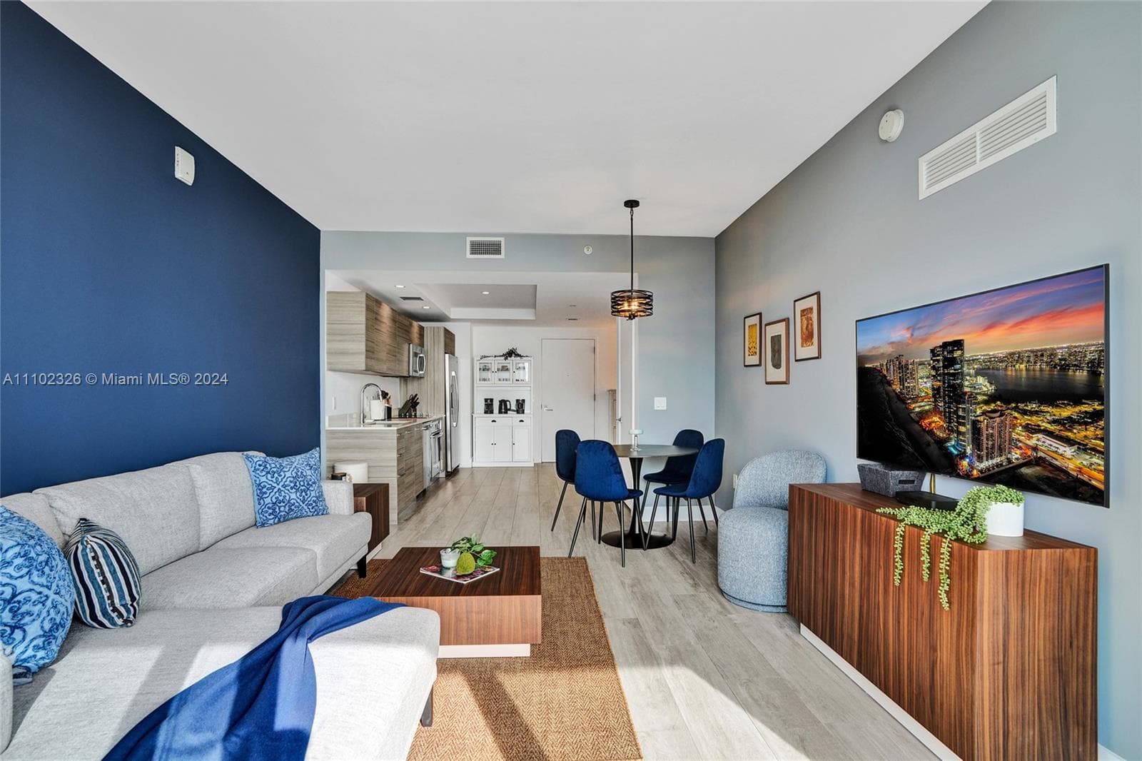 121 NE 34th St # 2906, Miami, FL 33137 photo 5