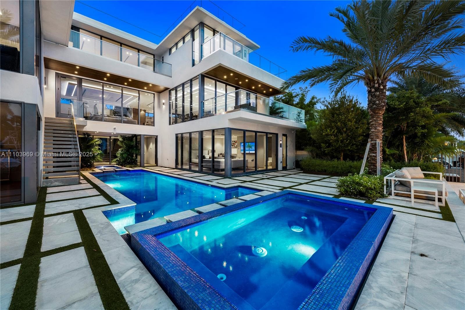 440 Mola Ave, Fort Lauderdale FL 33301 photo 2