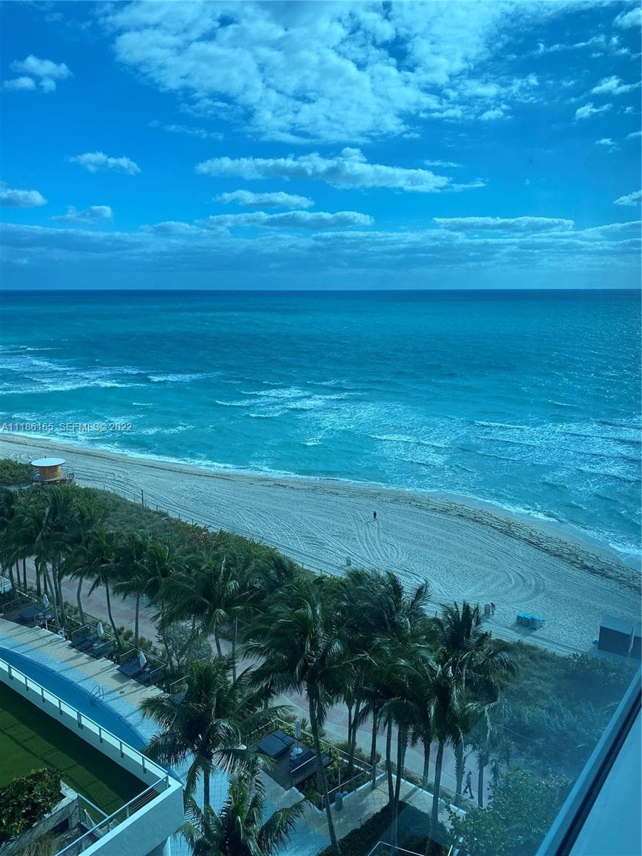 6801 Collins Ave, Miami Beach FL 33141 photo 2