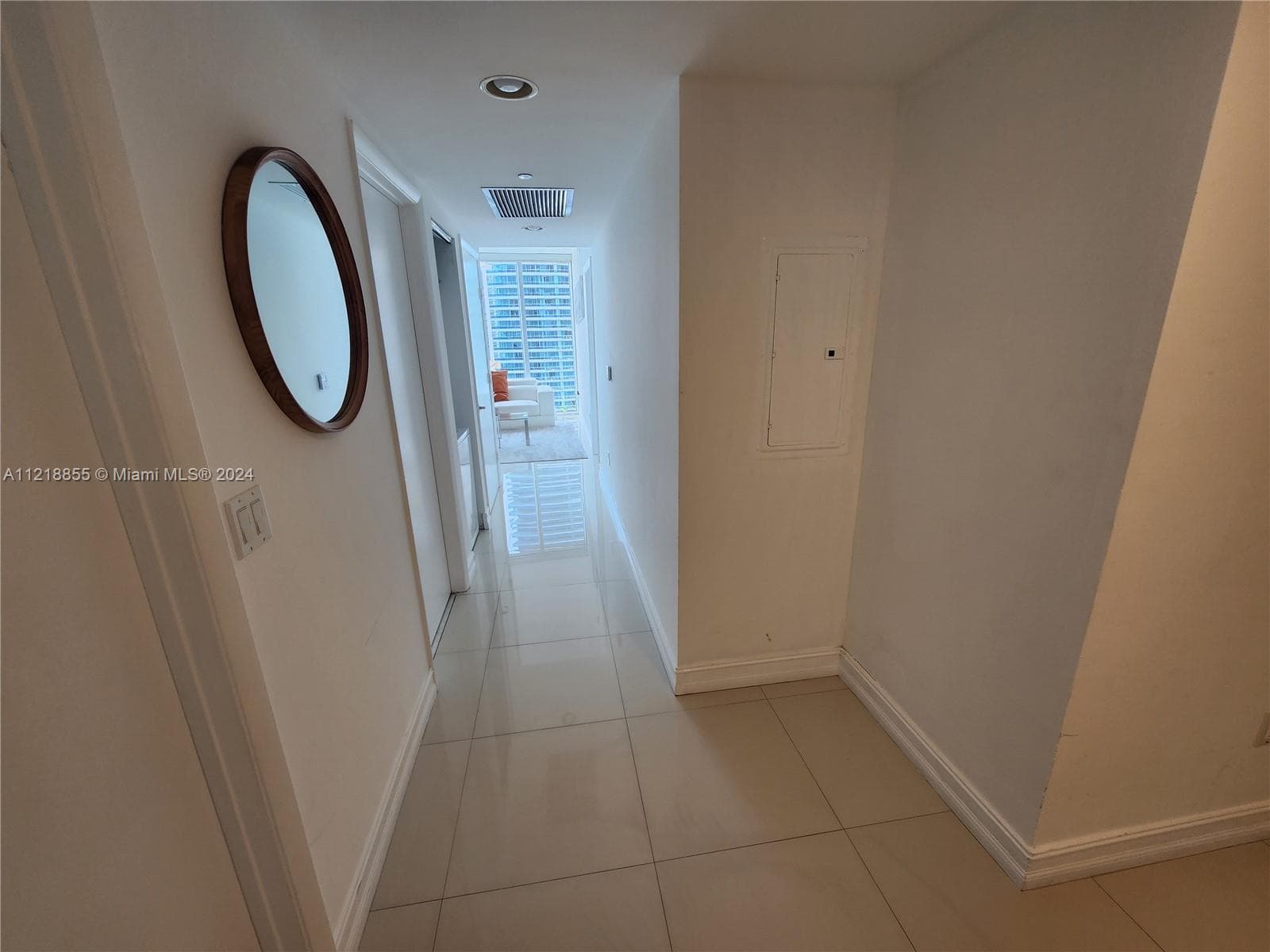 485 Brickell Ave # 2504, Miami FL 33131 photo 5