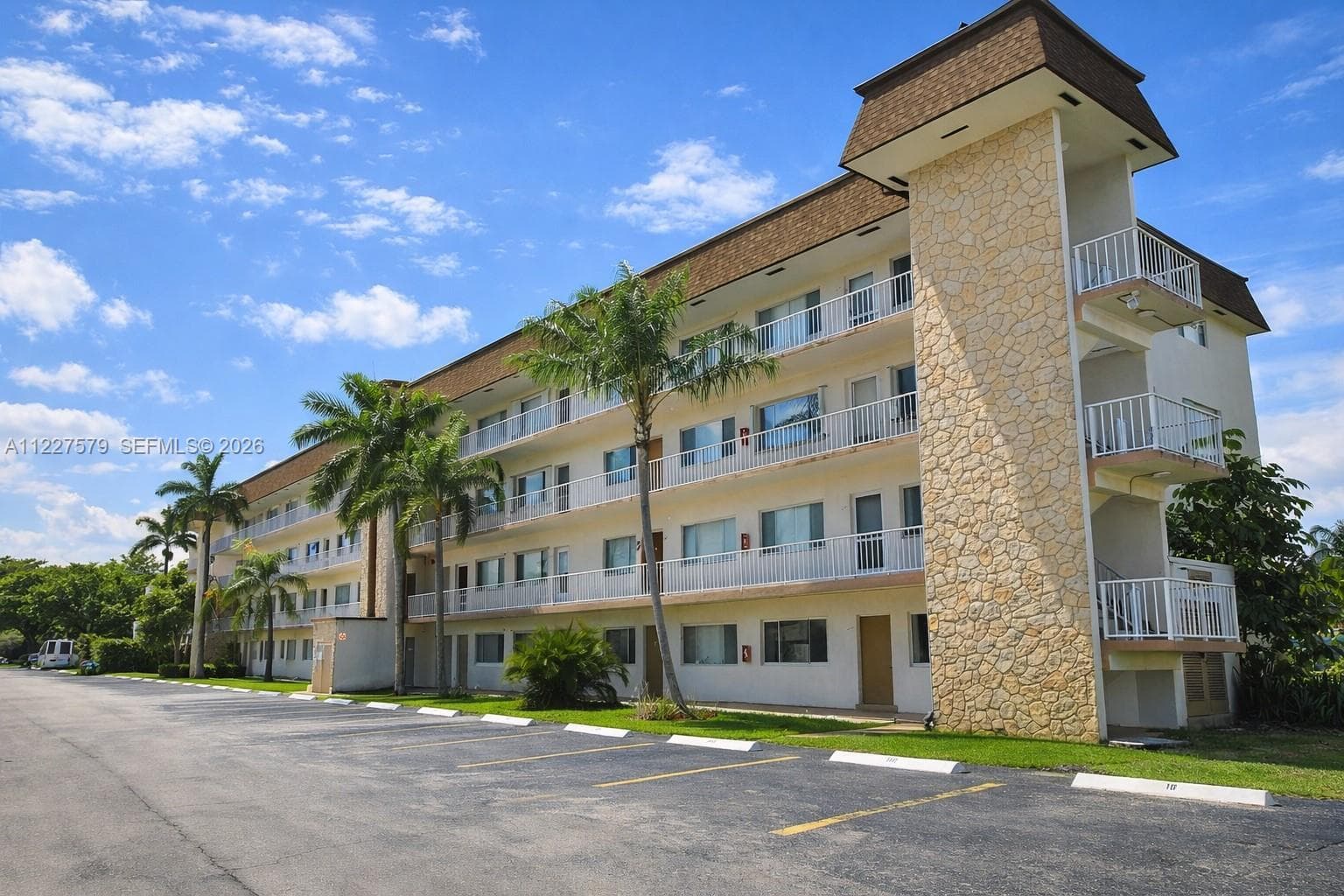 6289 Lear Dr # 306, Lake Worth FL 33462