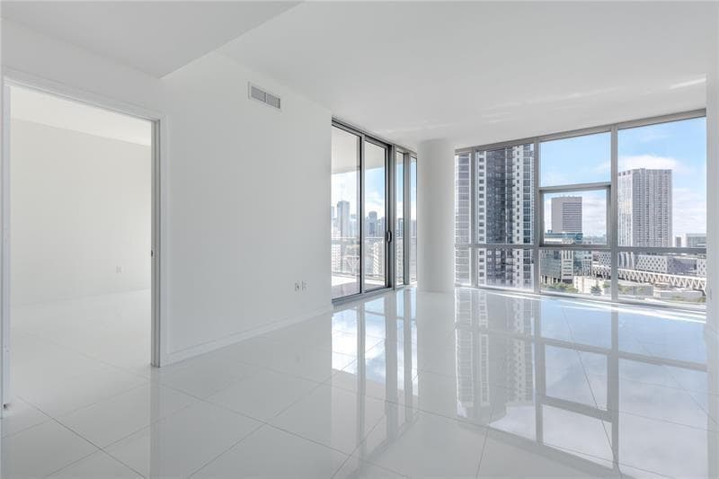 851 NE 1st Avenue # 1912, Miami FL 33132 photo 5