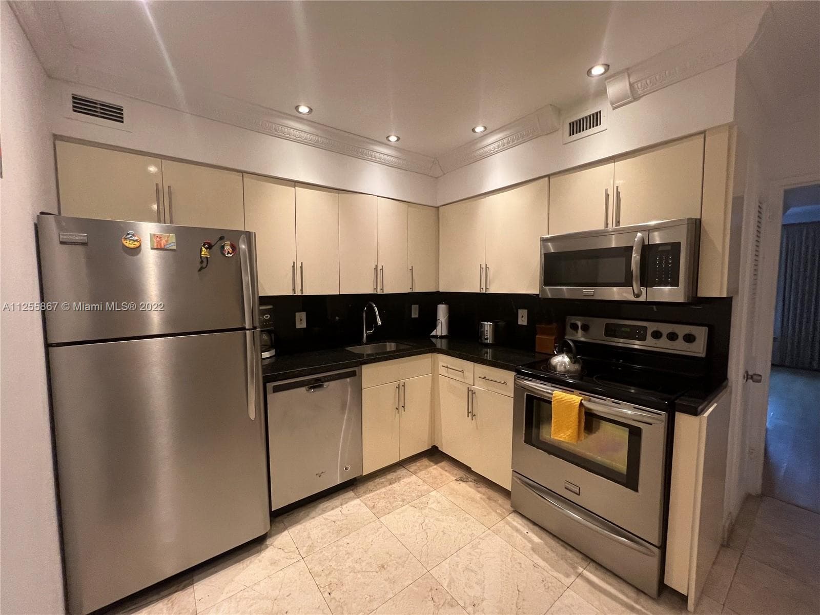 5161 Collins Ave # 1711, Miami Beach, FL 33140 photo 3