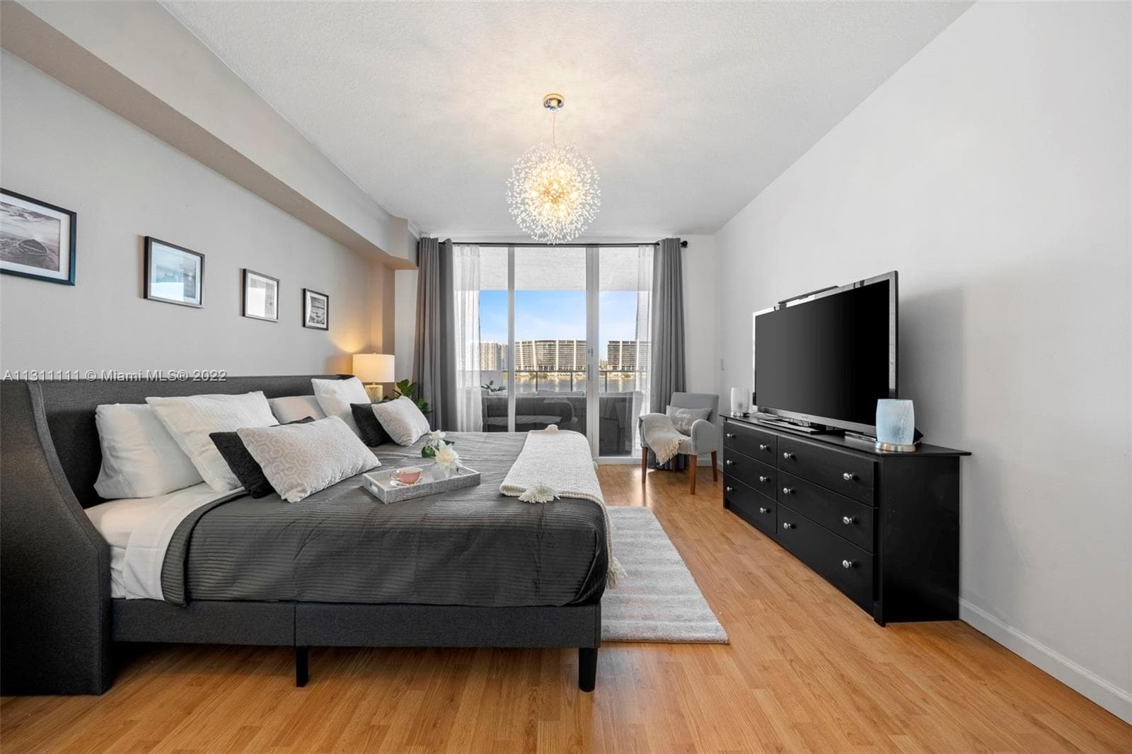 18100 N Bay Rd # 308, Sunny Isles Beach, FL 33160 photo 3