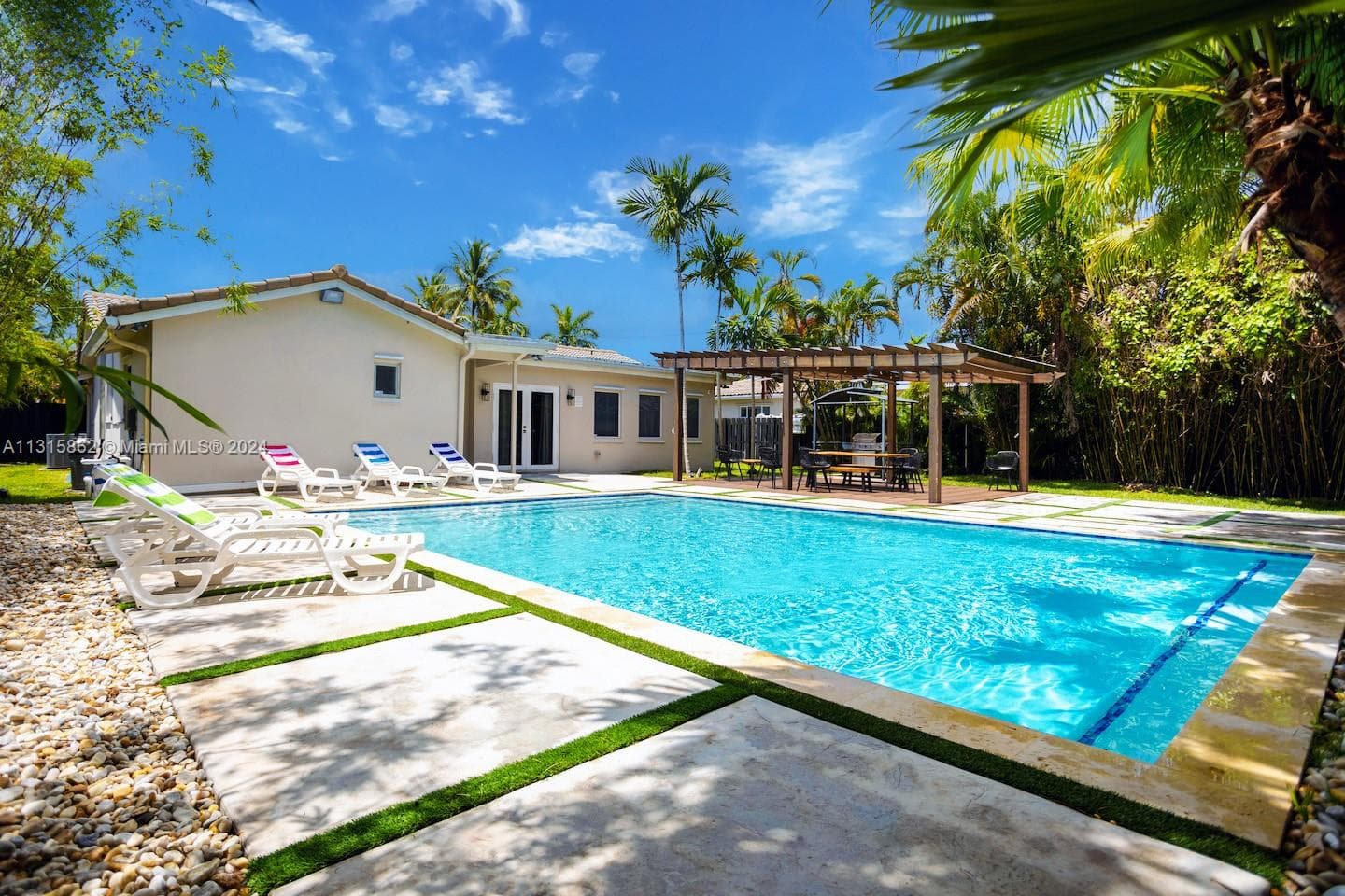 1307 Rodman St, Hollywood FL 33019