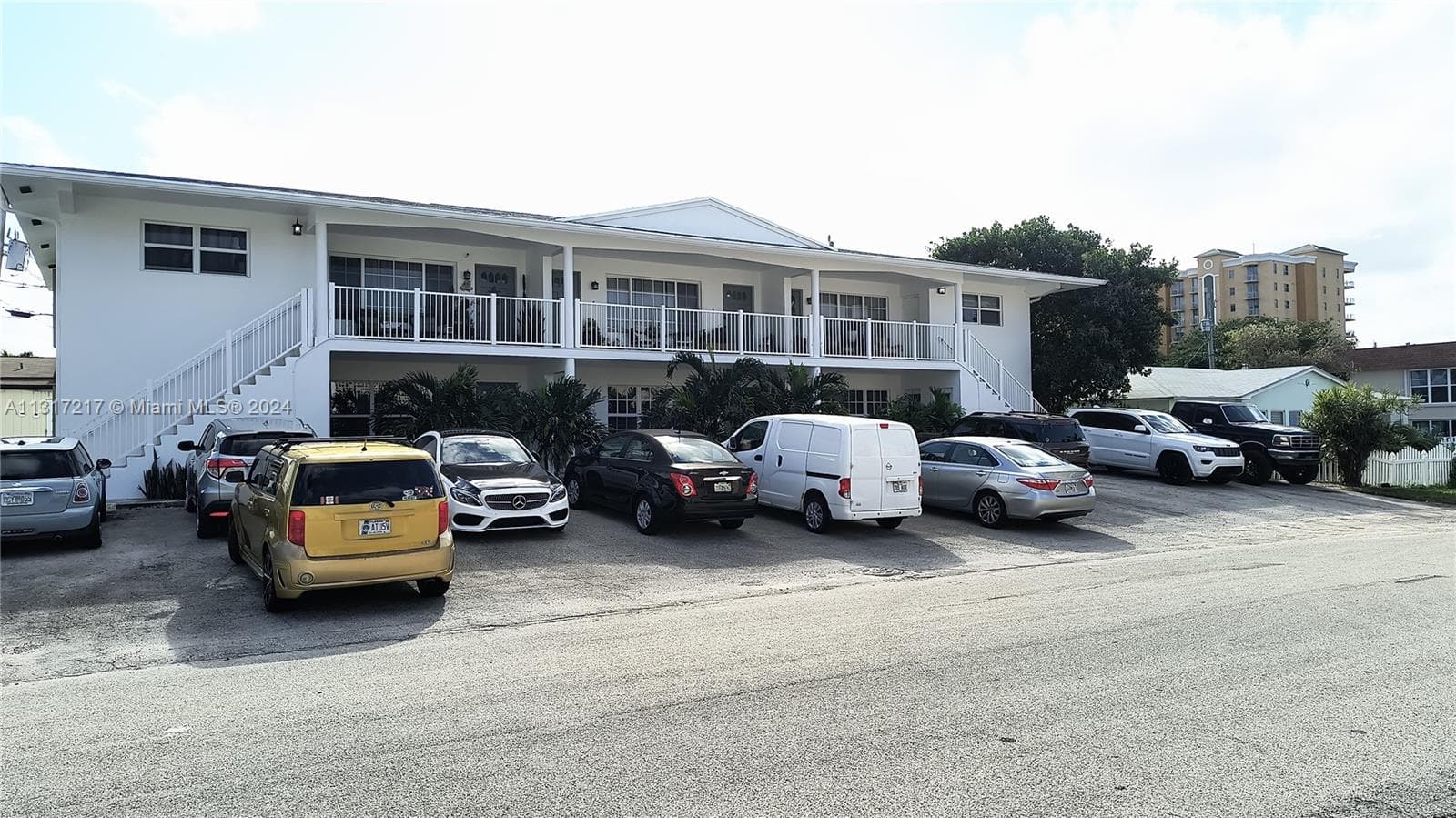 3212 NE 10th St, Pompano Beach FL 33062 photo 2