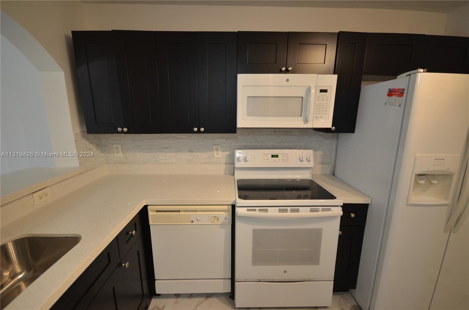 1241 SE 29th St # 102, Homestead FL 33035 photo 2