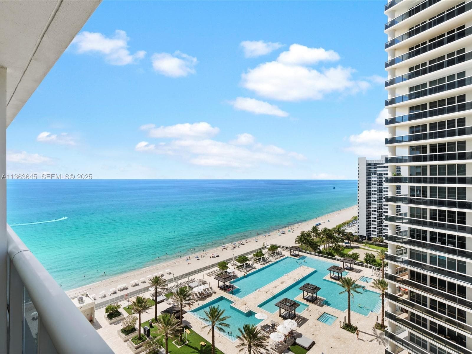 1830 S Ocean Dr, Hallandale Beach FL 33009 photo 2