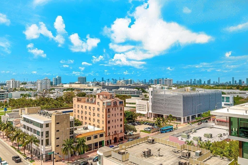 2301 Collins Ave # 1032, Miami Beach, FL 33139 photo 4