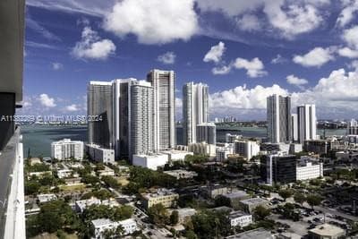 121 NE 34th St # 2601, Miami FL 33137 photo 2