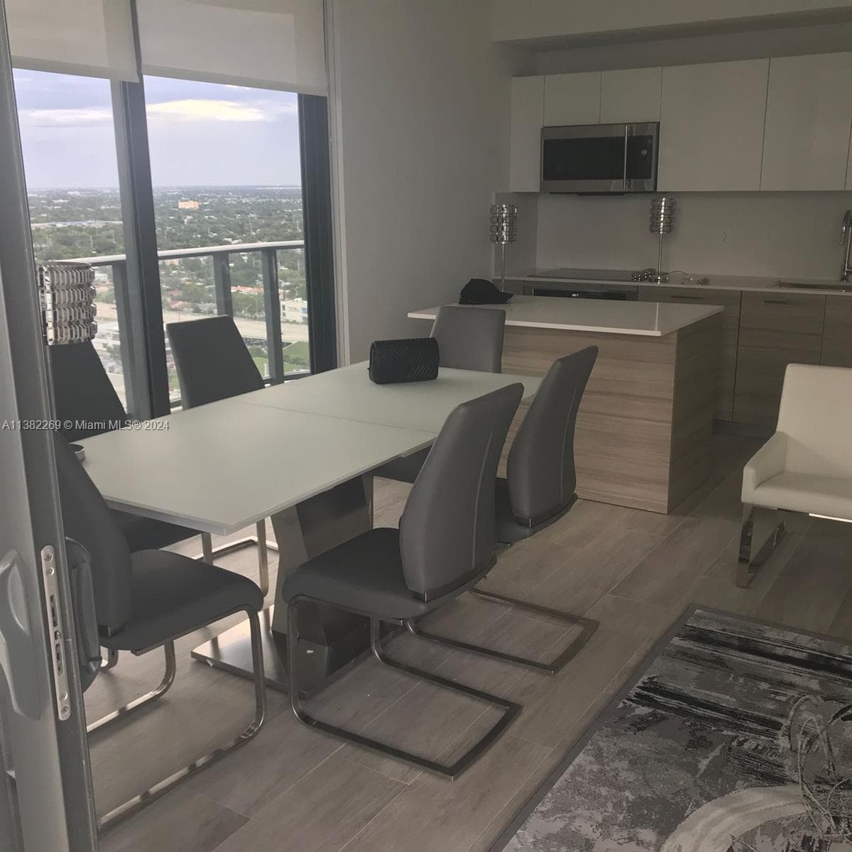 121 NE 34th St # 2601, Miami FL 33137 photo 3