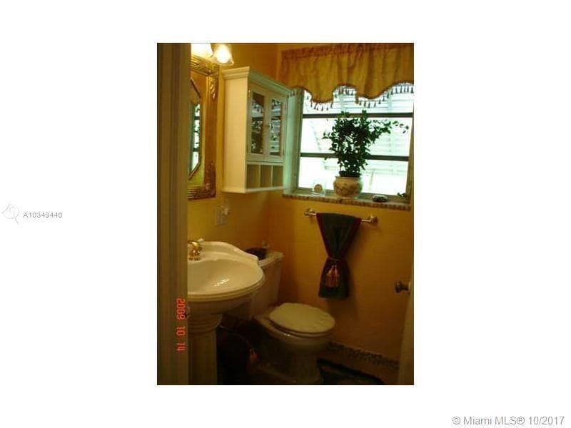 9324 Abbott Avenue, Surfside FL 33154 photo 5