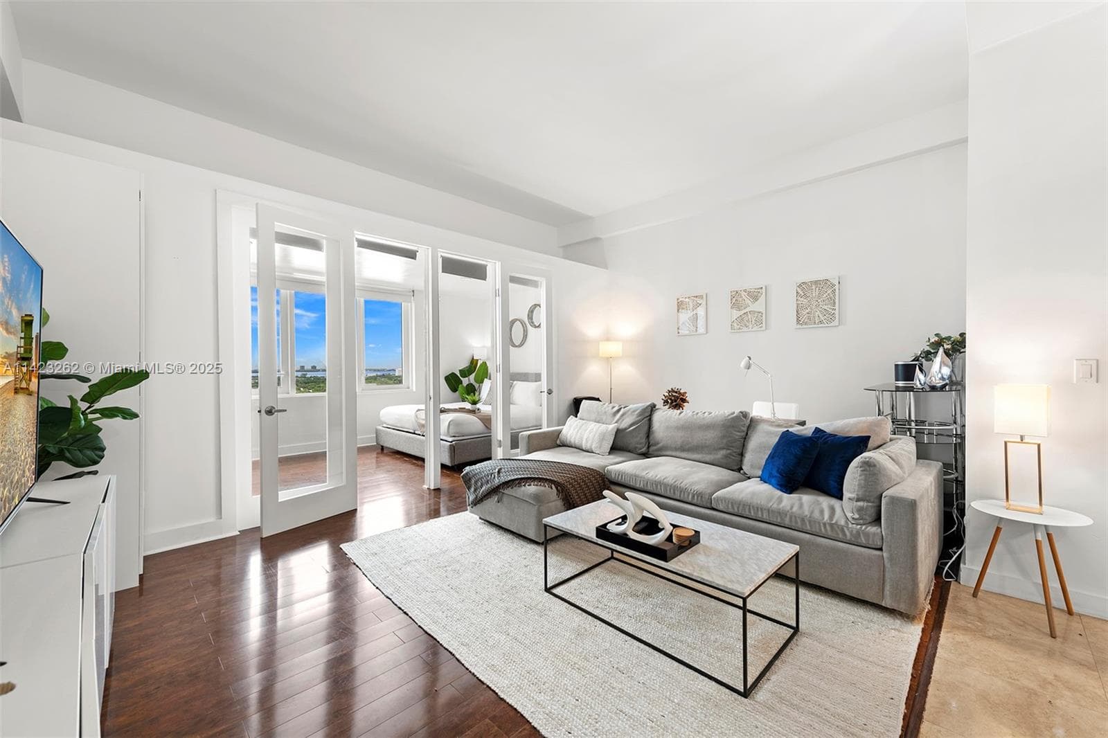 Listing