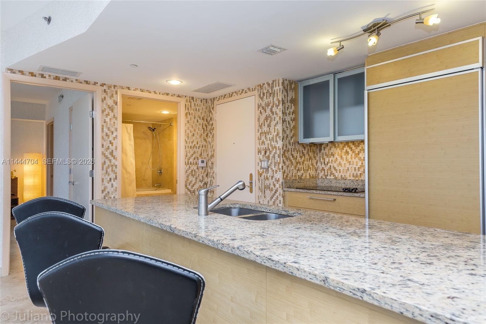 1830 S Ocean Dr # 1107, Hallandale Beach FL 33009 photo 5