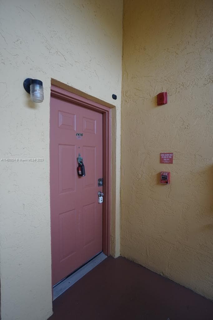 2667 NW 33rd St # 2416, Oakland Park FL 33309 photo 2