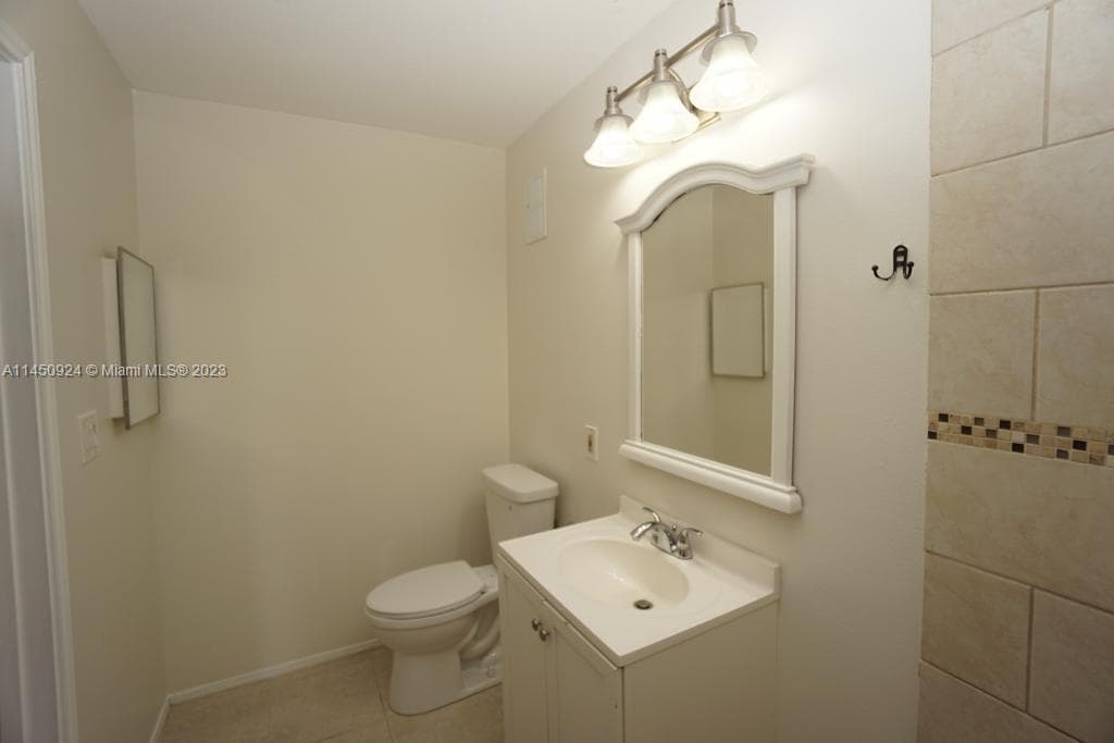 2667 NW 33rd St # 2416, Oakland Park FL 33309 photo 4