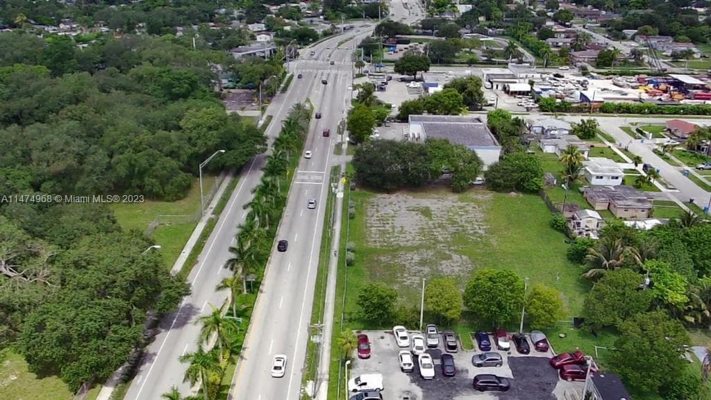 5421 W Hallandale Beach Blvd, West Park FL 33023 photo 3