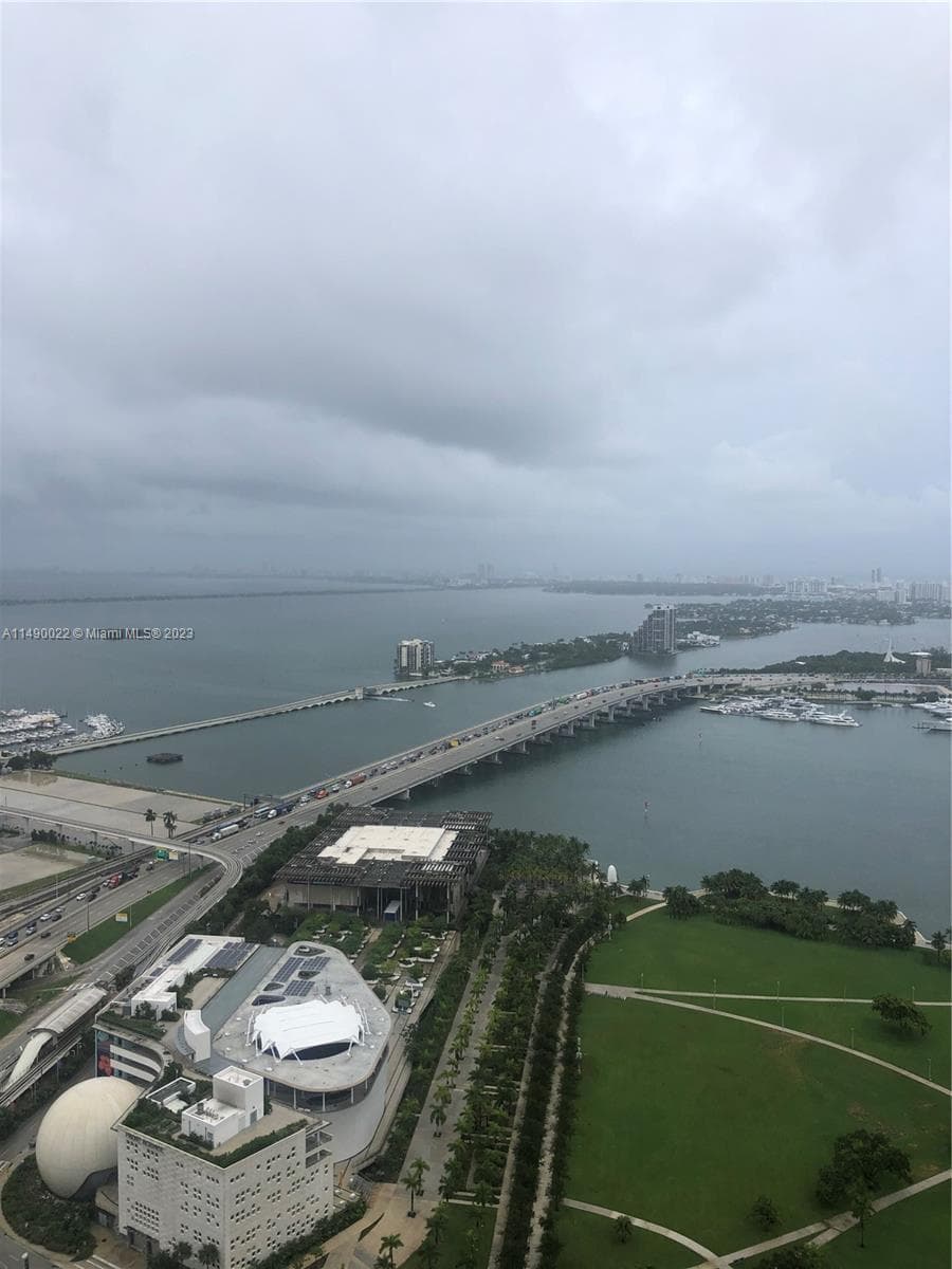 900 Biscayne Blvd # 4904, Miami FL 33132 photo 3