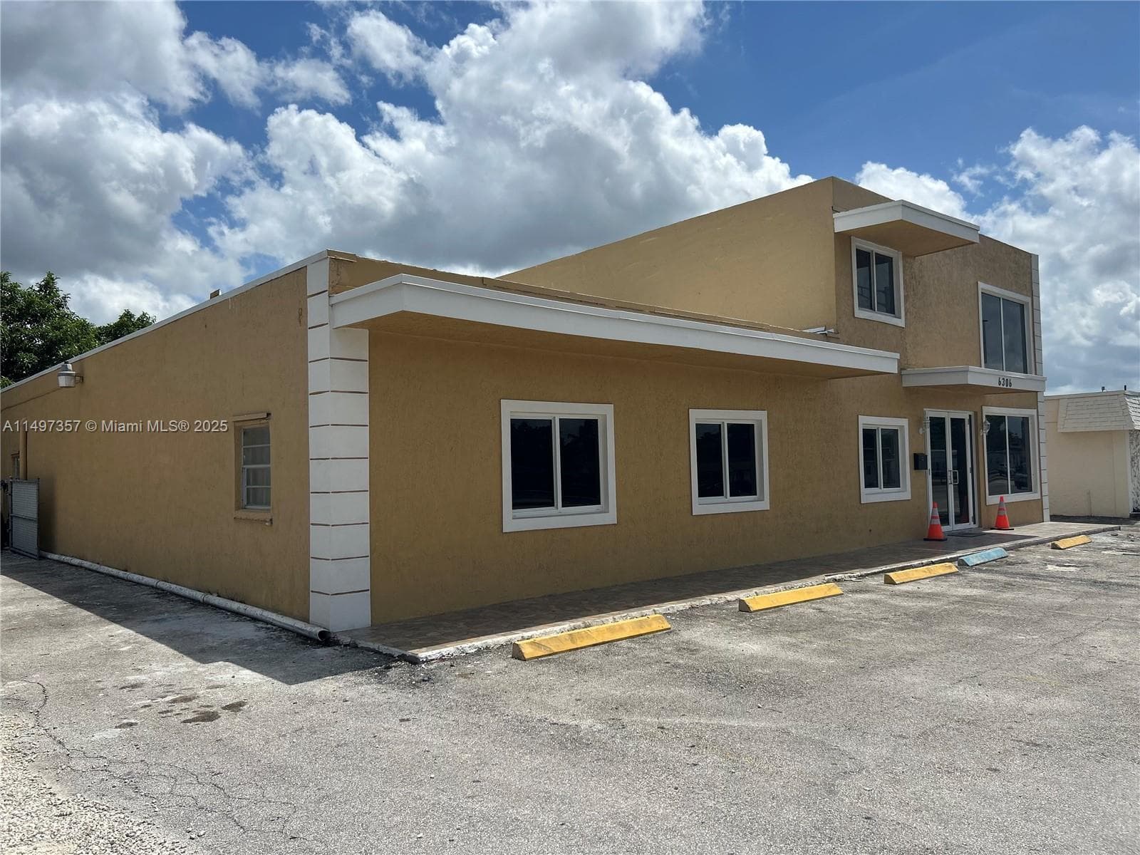 6300 Pembroke Rd, Miramar FL 33023 photo 2