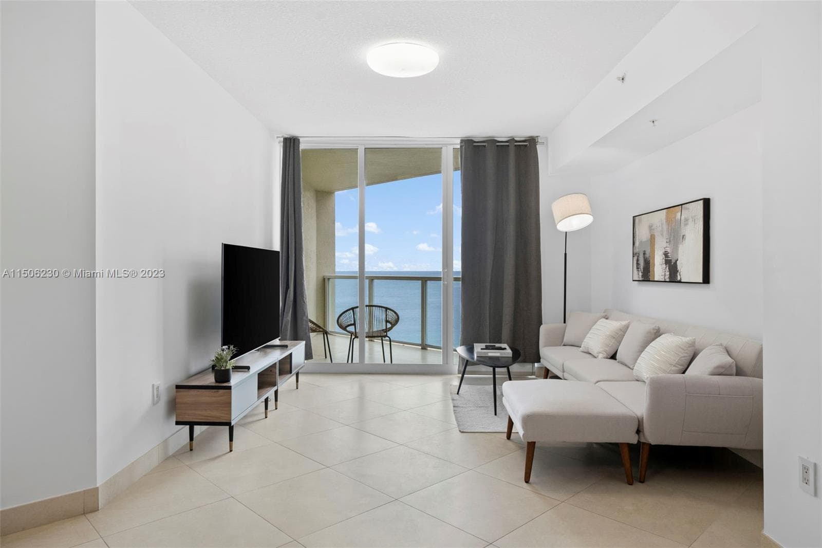 16699 Collins Ave # 1710, Sunny Isles Beach, FL 33160 photo 2