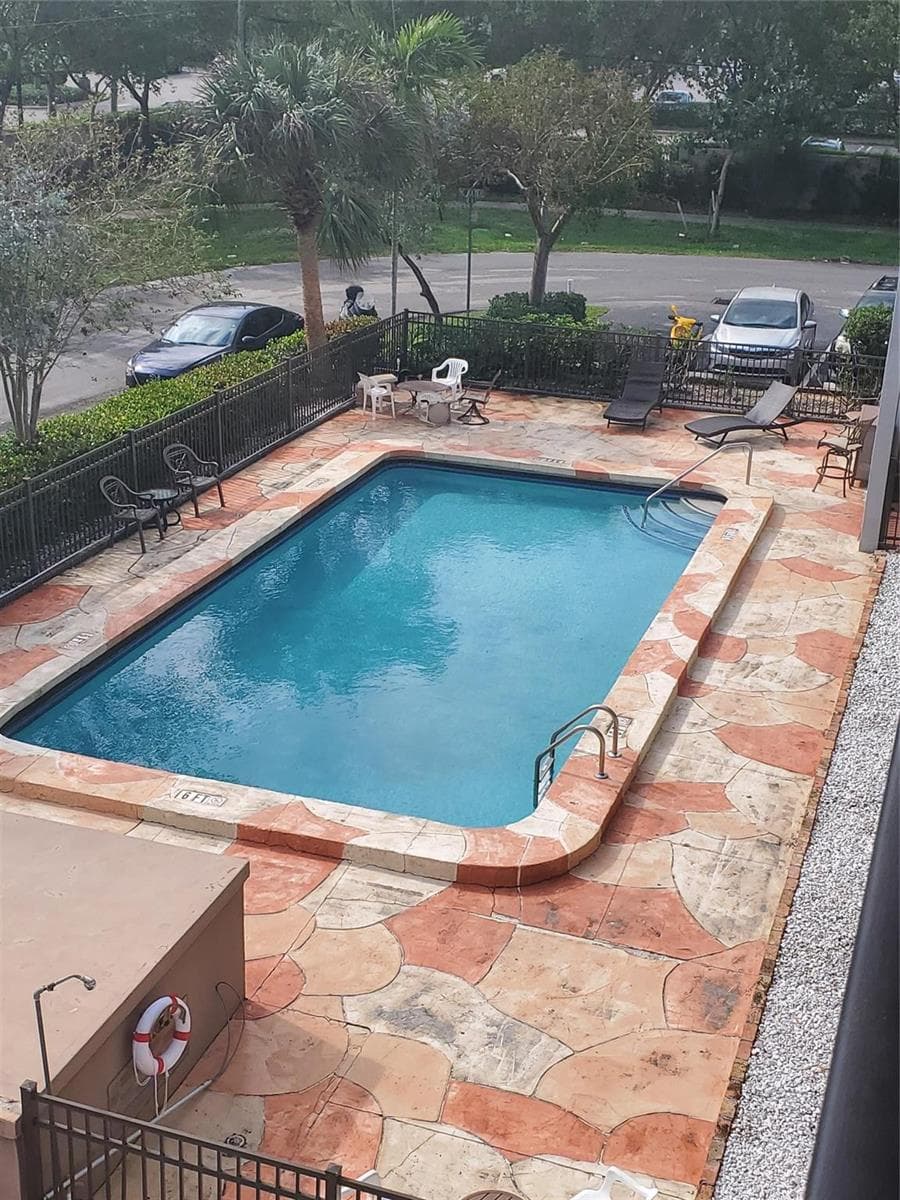1021 NE 24th Avenue # 4, Pompano Beach FL 33062