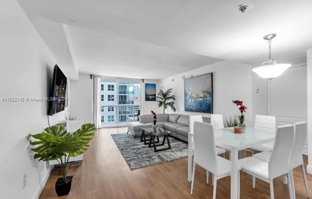 1200 Brickell Bay Dr # 1915, Miami FL 33131 photo 4