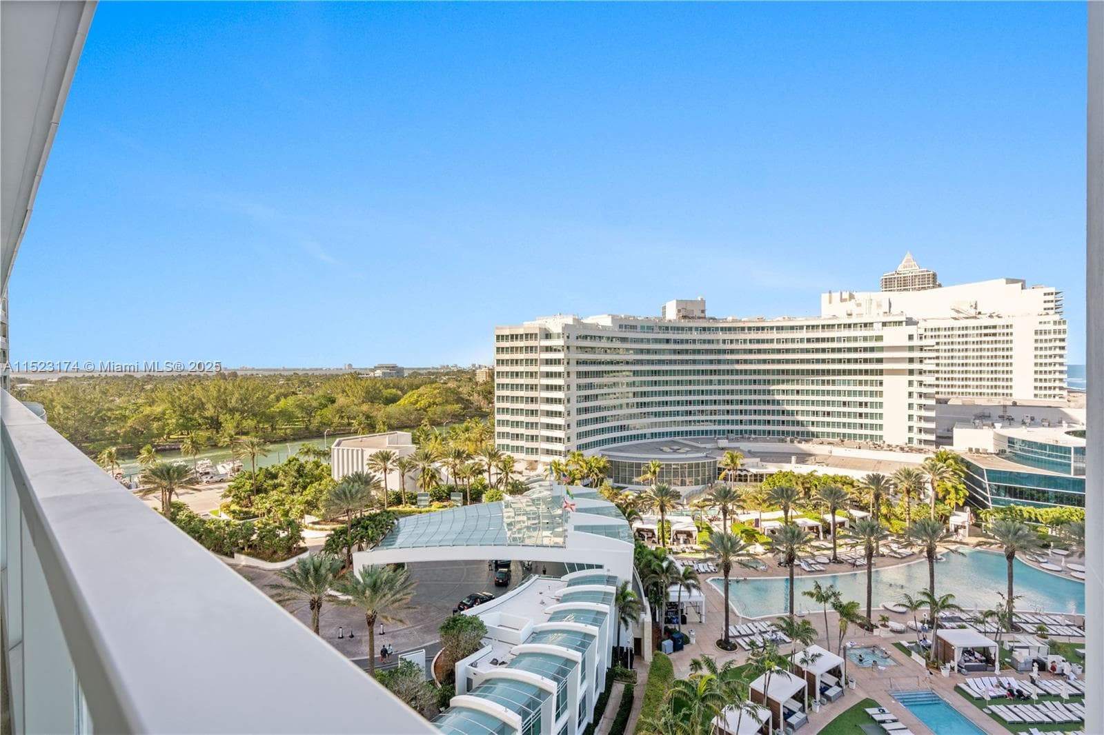 4391 COLLINS AV # 1007, Miami Beach FL 33140 photo 2