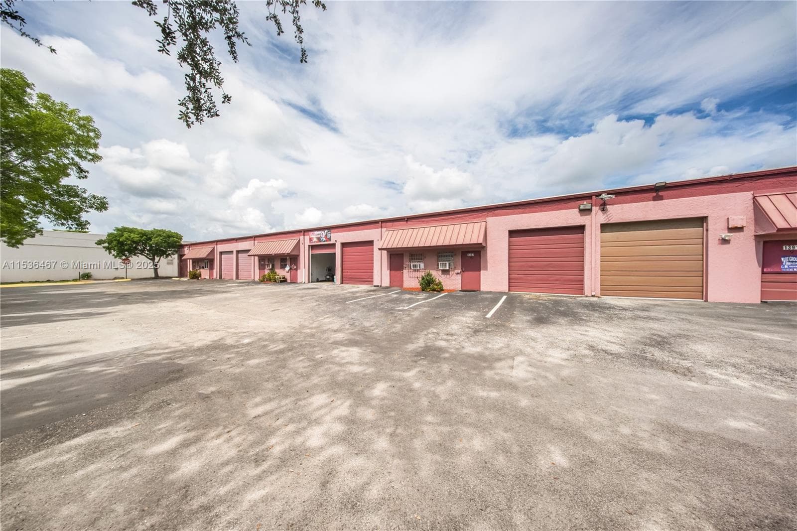 1375 NW 65TH AV, Plantation FL 33313 photo 3