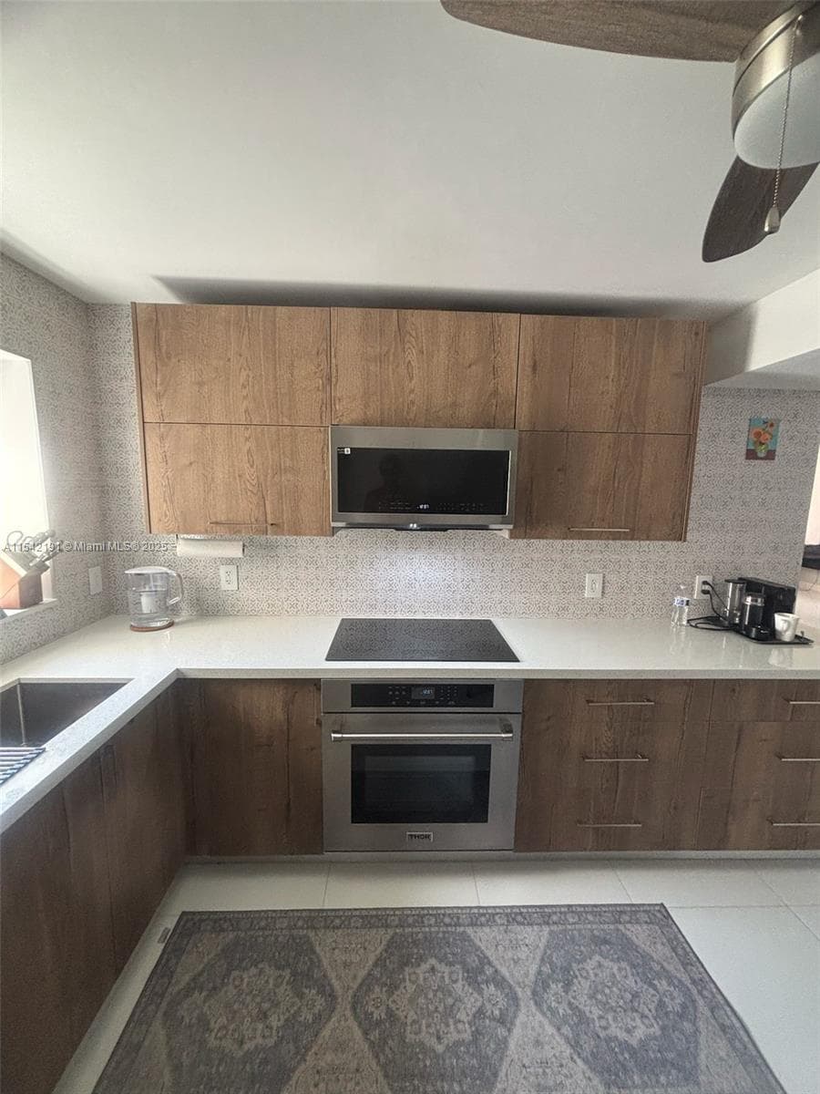 1865 S Ocean Dr # 4F, Hallandale Beach FL 33009 photo 2