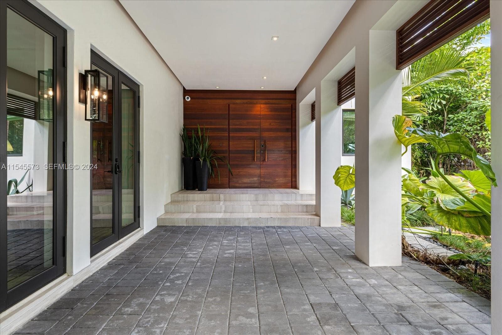 401 E Rivo Alto Dr, Miami Beach FL 33139 photo 3