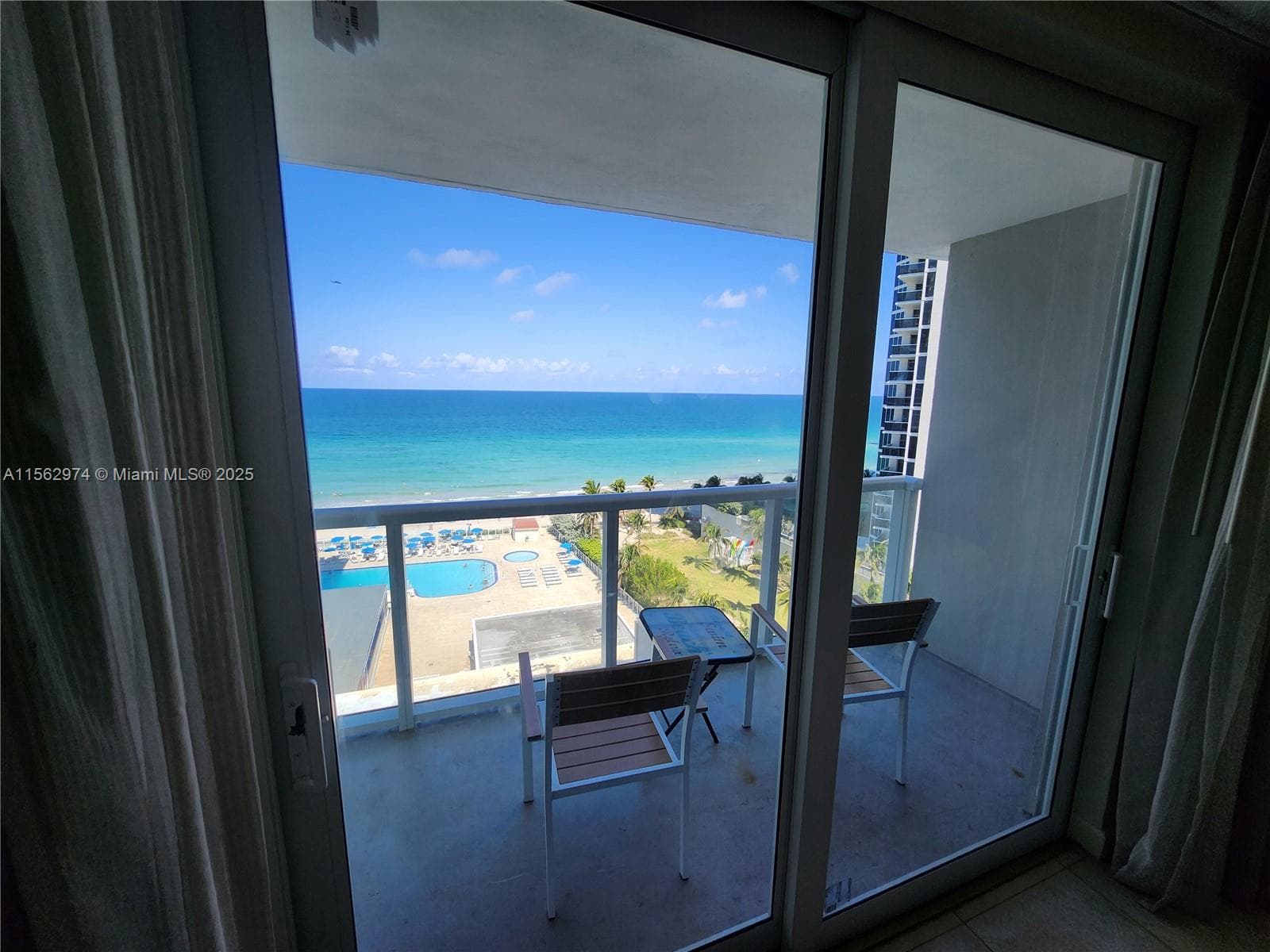 19201 Collins Ave # 846, Sunny Isles Beach FL 33160 photo 3