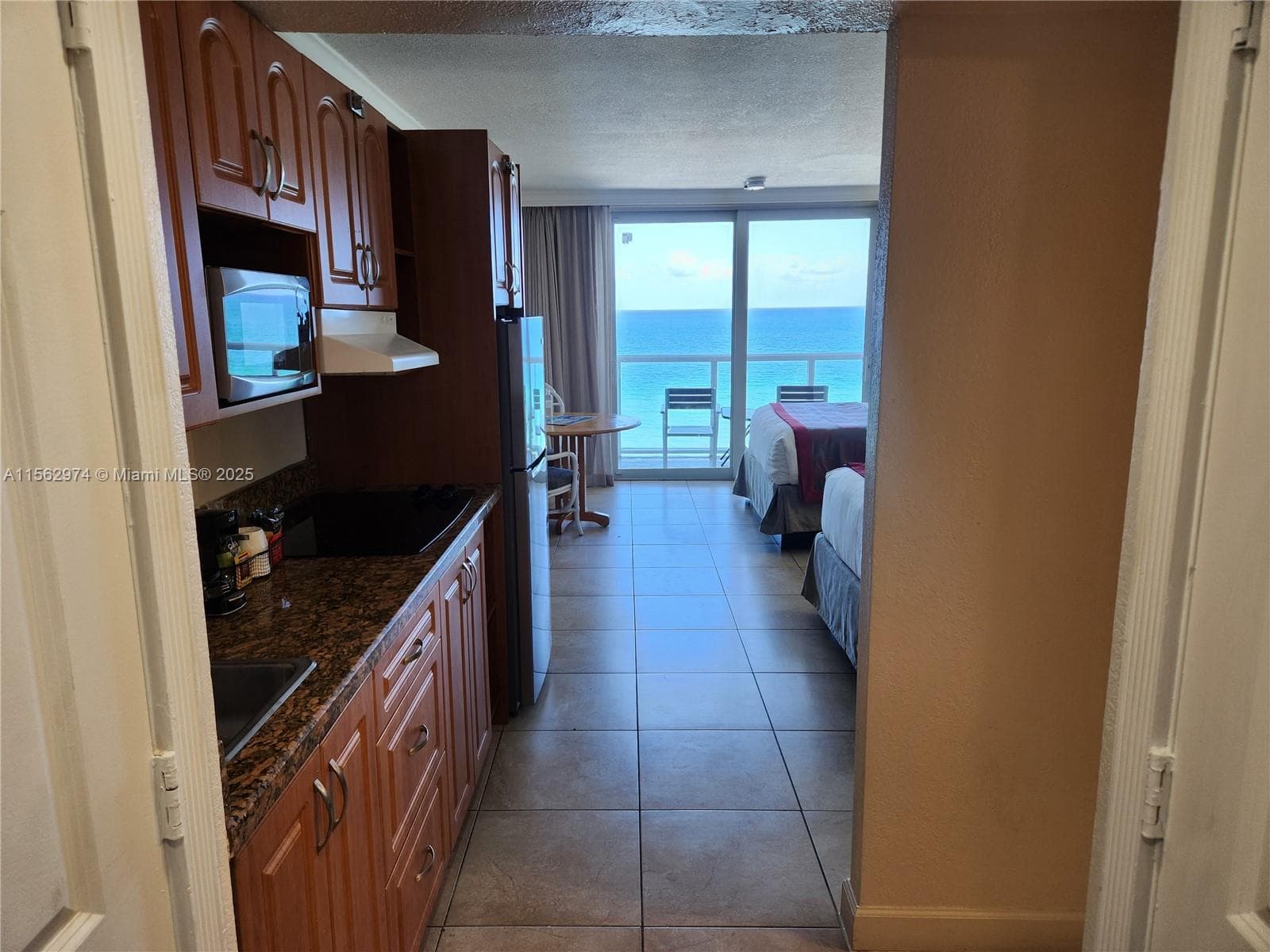 19201 Collins Ave # 846, Sunny Isles Beach FL 33160 photo 5