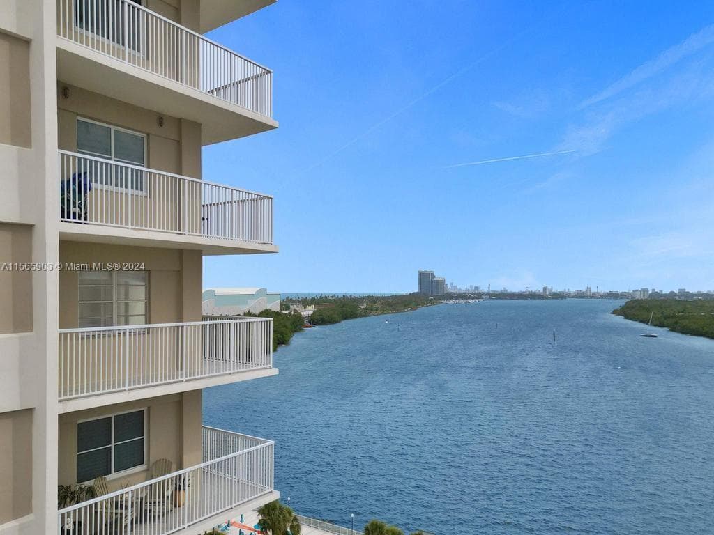 300 Bayview Dr # 906, Sunny Isles Beach FL 33160 photo 2