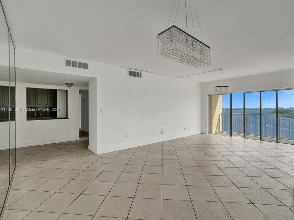 300 Bayview Dr # 906, Sunny Isles Beach FL 33160 photo 4