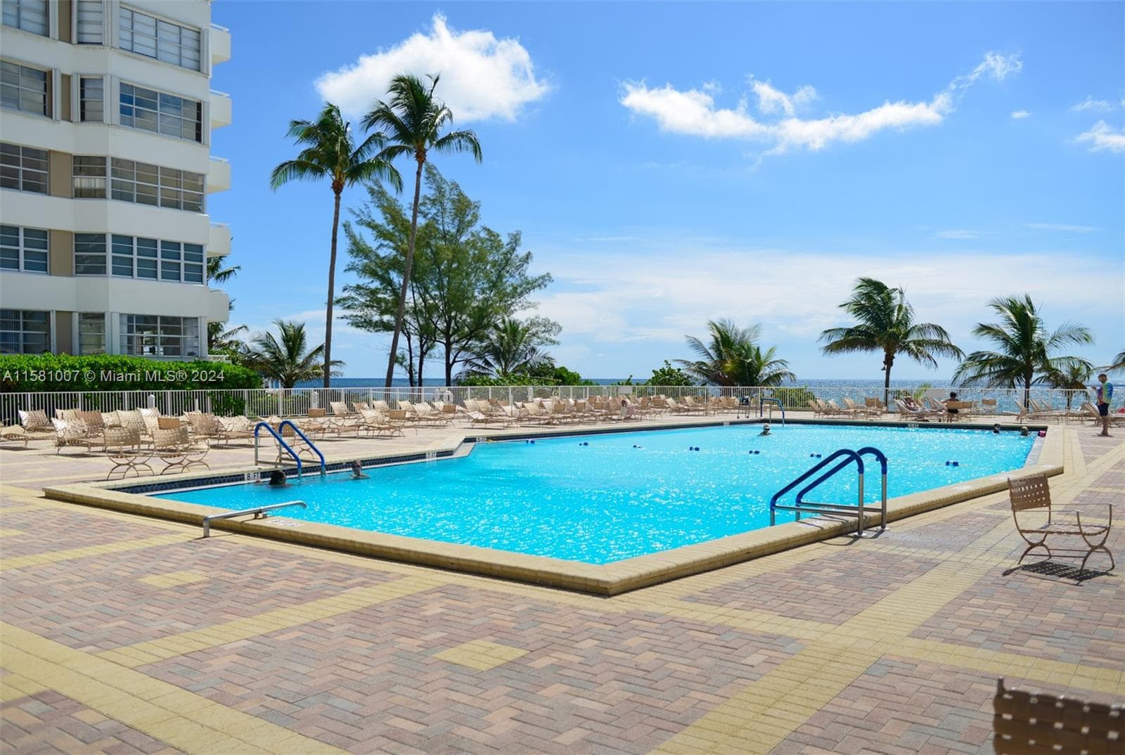 1950 S Ocean Dr # 21G, Hallandale Beach FL 33009 photo 3