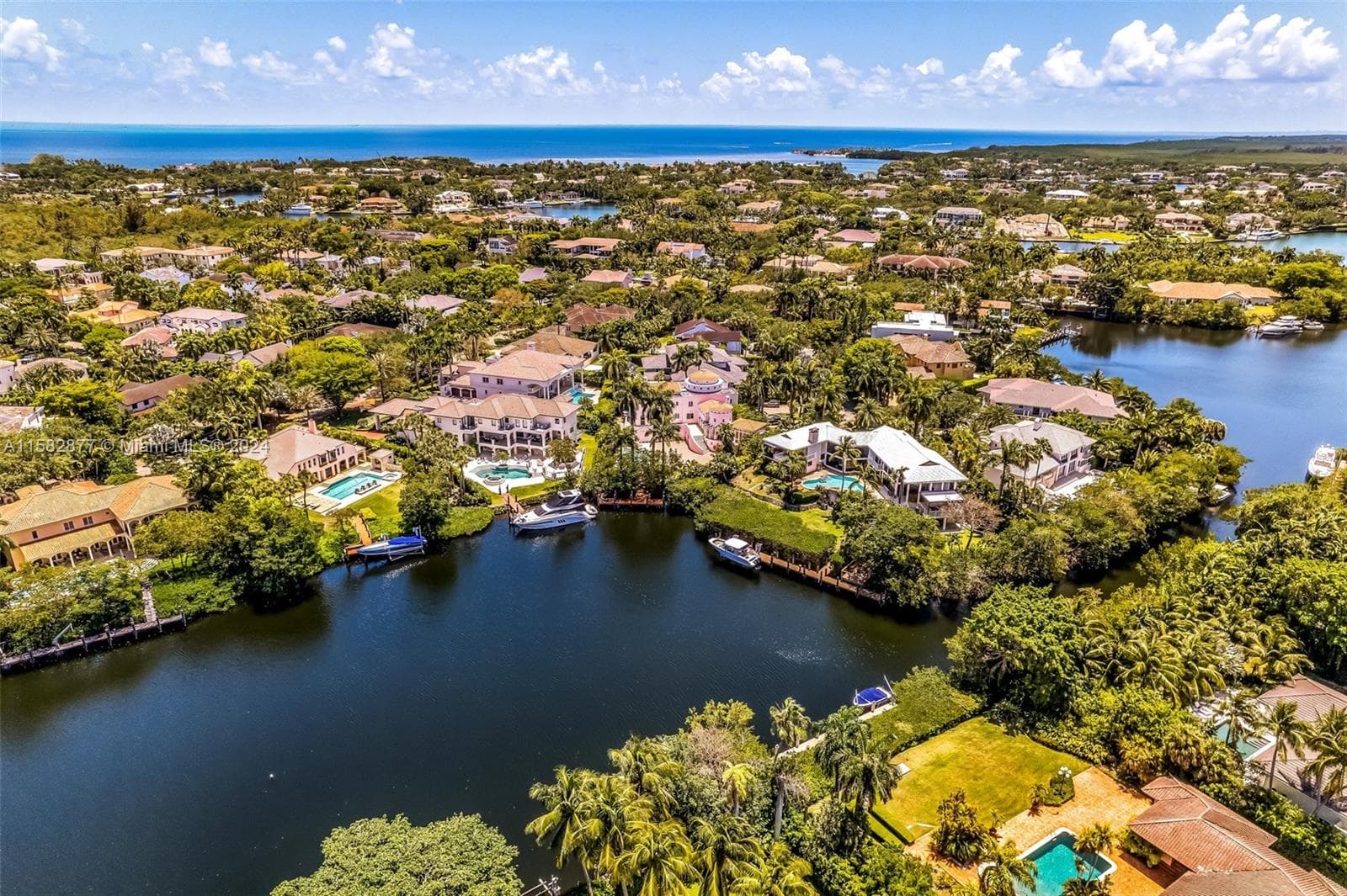 431 Costanera Rd, Coral Gables FL 33143 photo 3