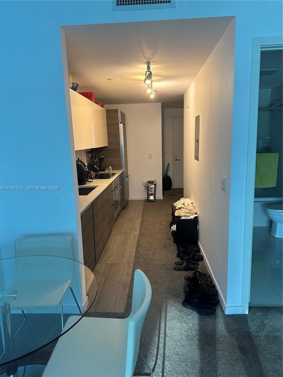 1100 S Miami Ave # 3506, Miami FL 33130 photo 4