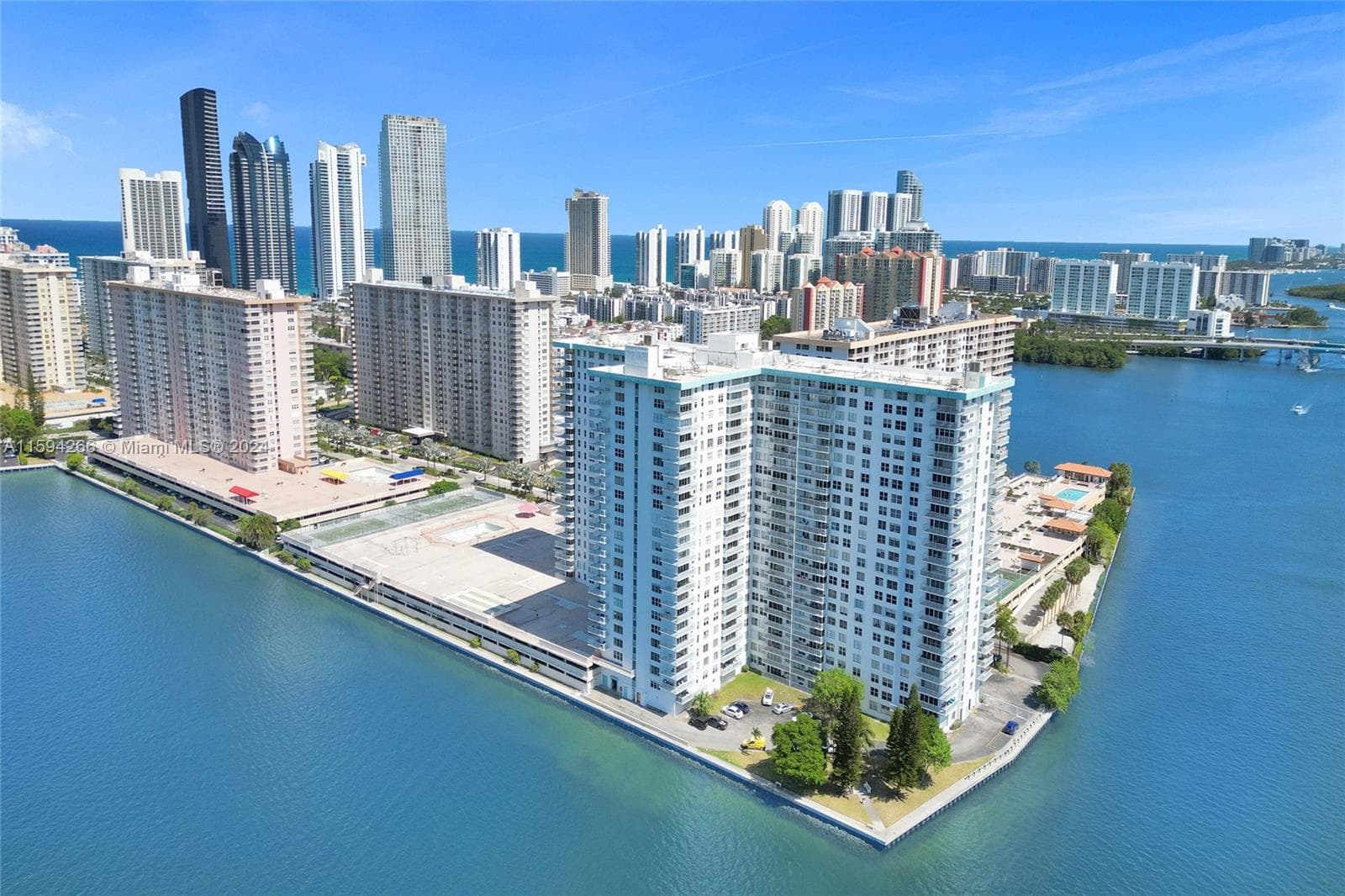 301 174th St # 1701, Sunny Isles Beach FL 33160