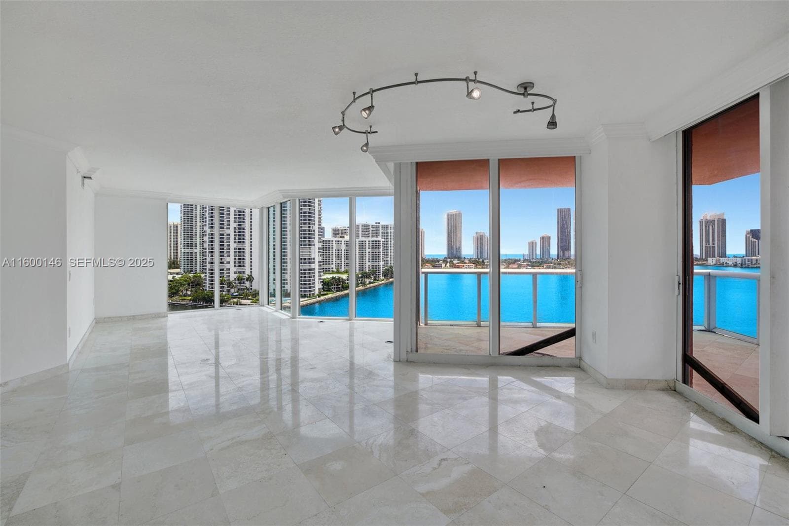 3370 Hidden Bay Dr # 1208, Aventura FL 33180 photo 4