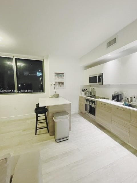 121 NE 34th St # 1409, Miami FL 33137 photo 3