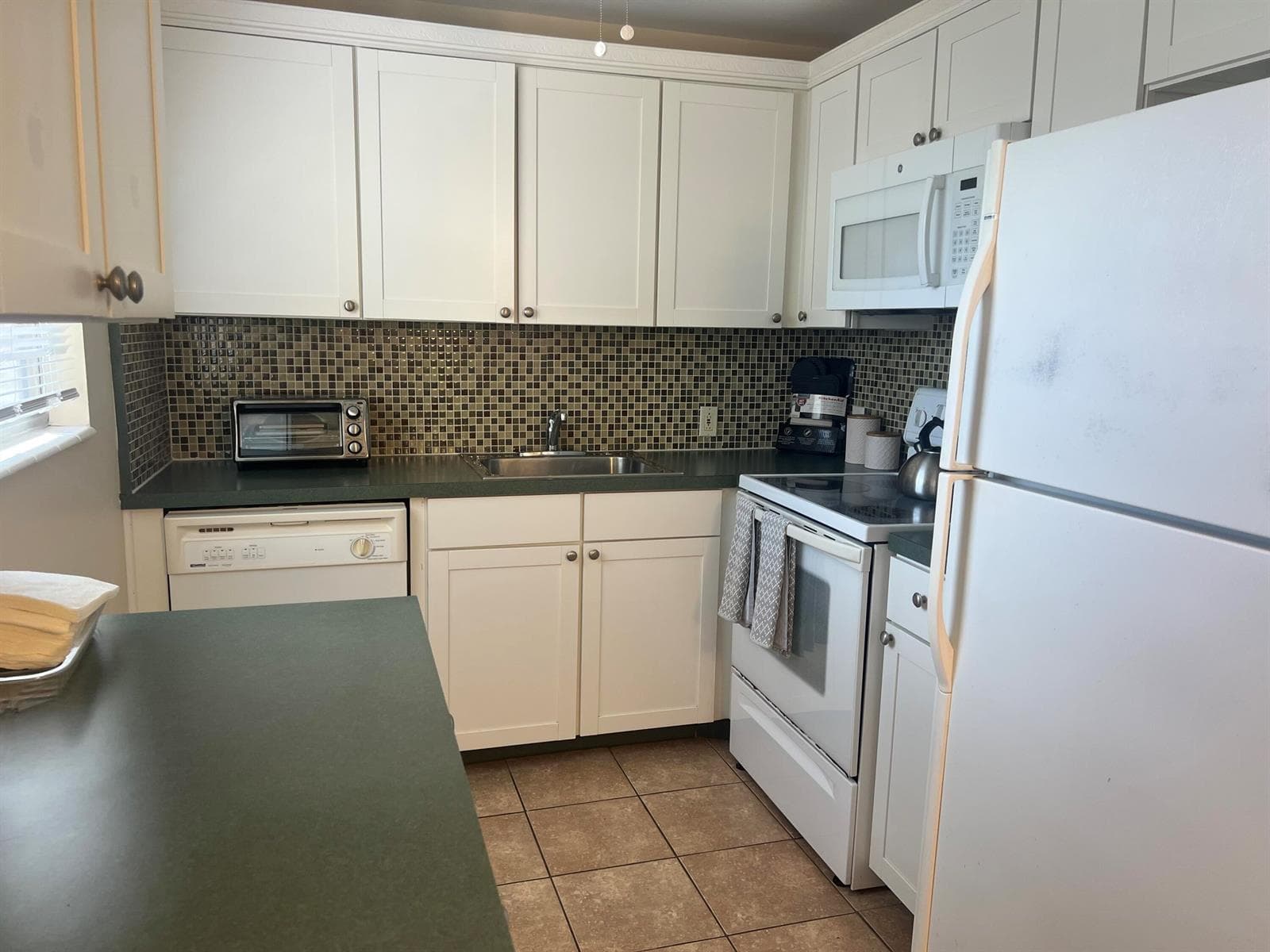 318 Mansfield H, Boca Raton FL 33434 photo 2