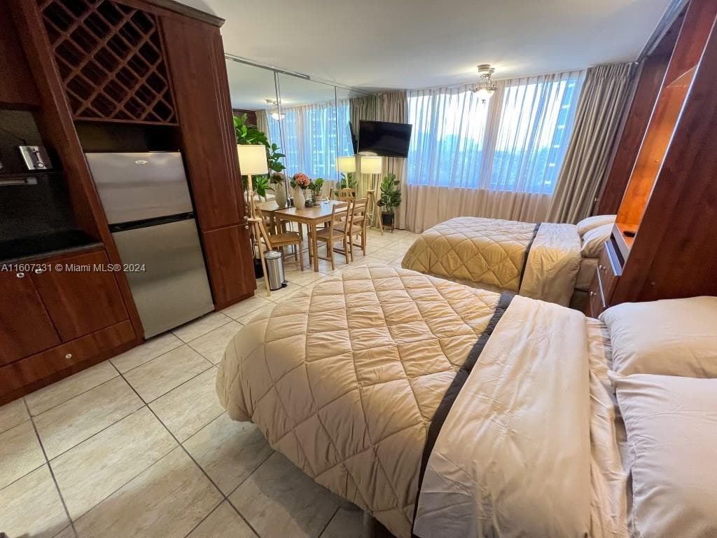 19201 Collins AveAVAILNOW # 428, Sunny Isles Beach FL 33160 photo 3