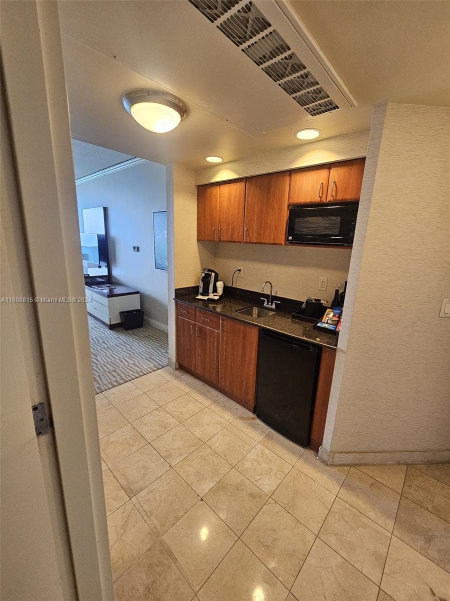 18001 Collins Ave # 2112, Sunny Isles Beach FL 33160 photo 5