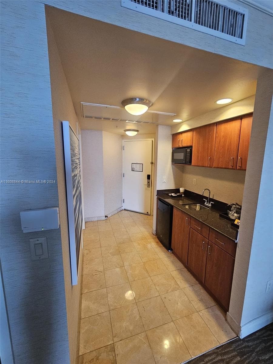 18001 Collins Ave # 2610, Sunny Isles Beach FL 33160 photo 4